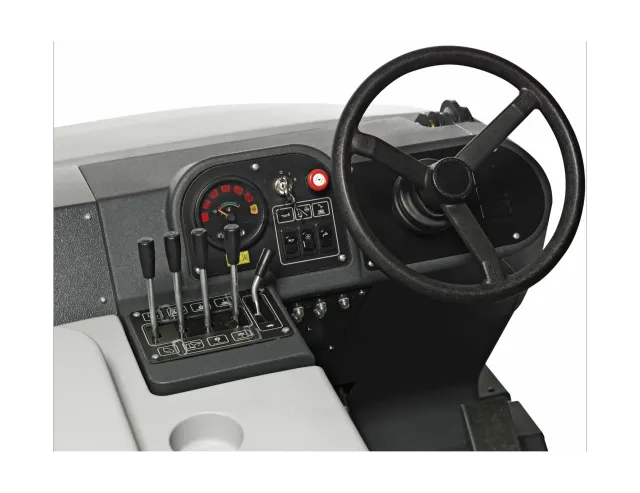 Nilfisk 13300148 – SR1601 D3 MAXI Dieselový sedadlový zametací stroj
